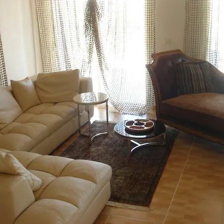 Βίλα Villa *