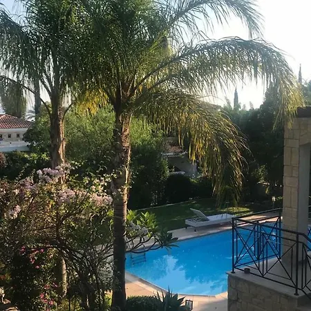 Villa Νέο Χωριό