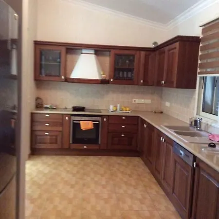 Villa *
