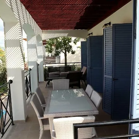 Villa Νέο Χωριό
